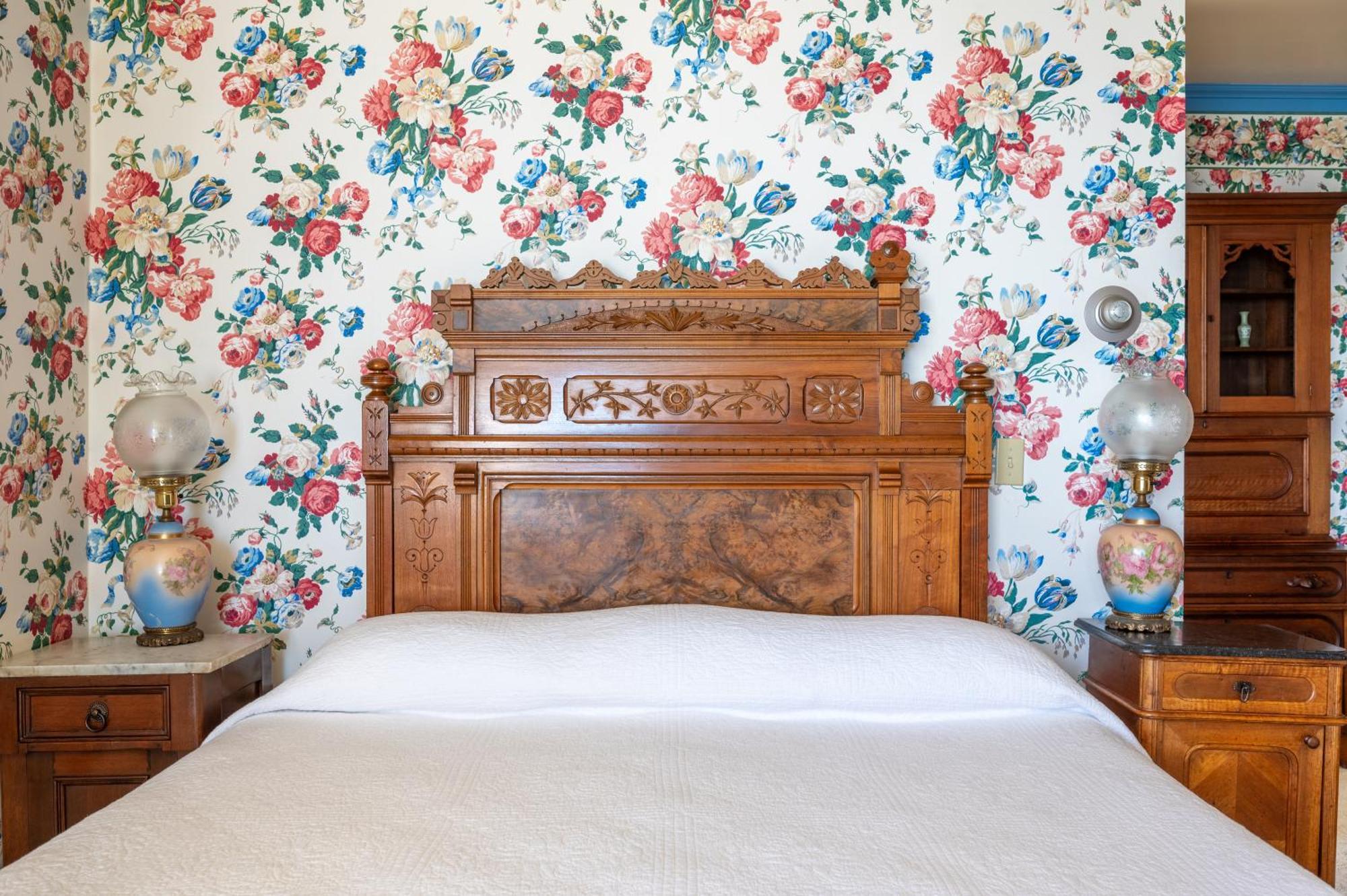 Hotel Martine Pacific Grove